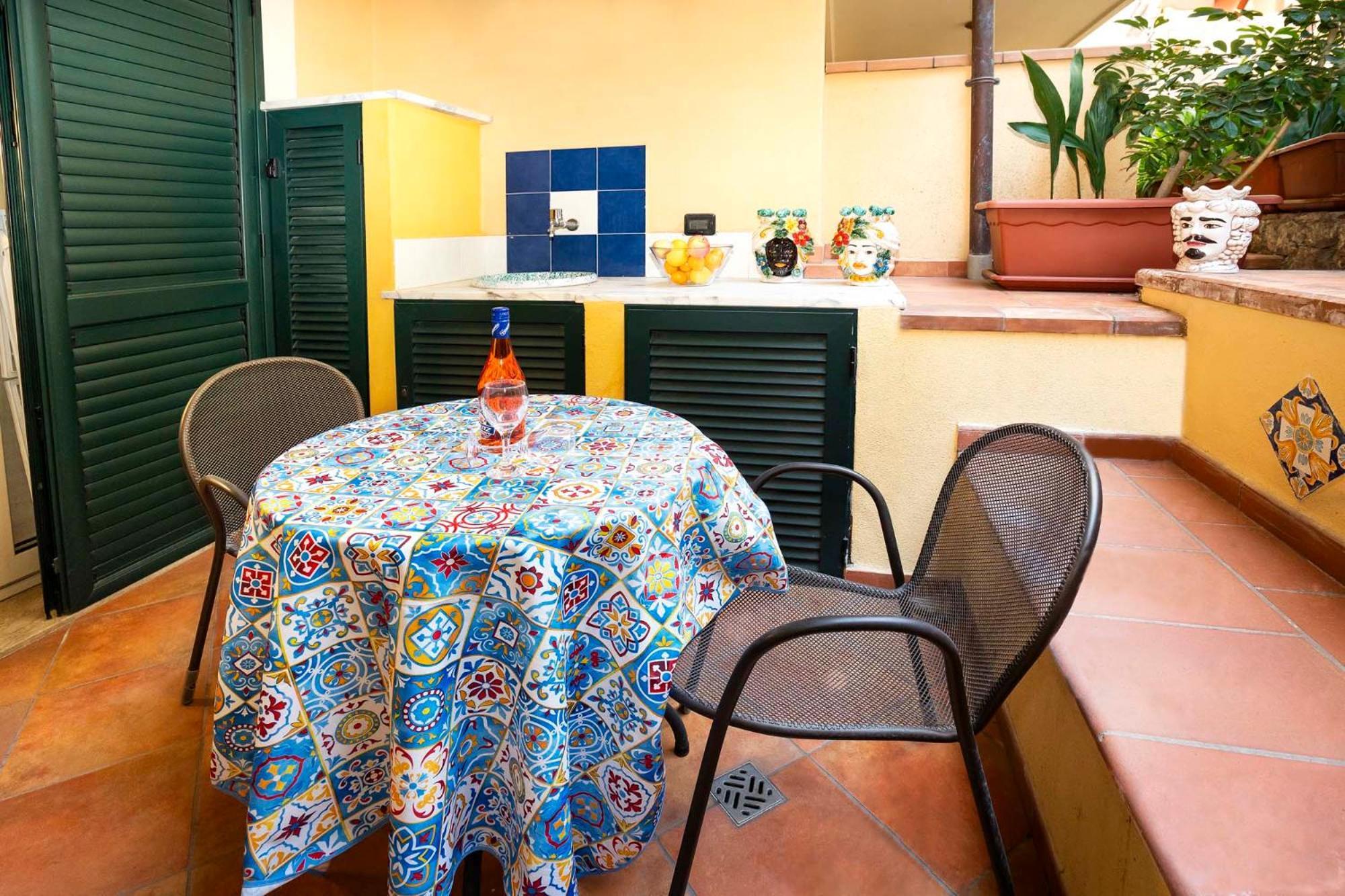 Le Tartarughe Aparthotel Letojanni Bagian luar foto