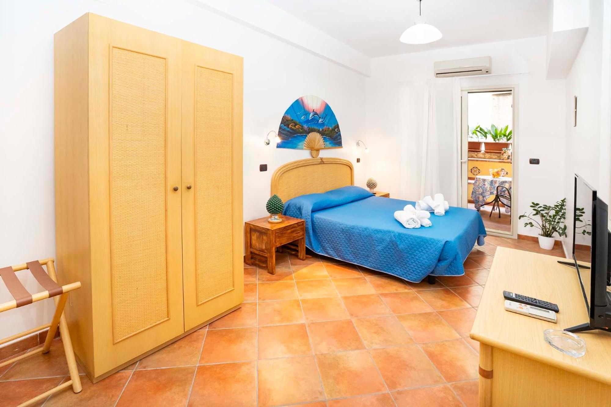 Le Tartarughe Aparthotel Letojanni Bagian luar foto