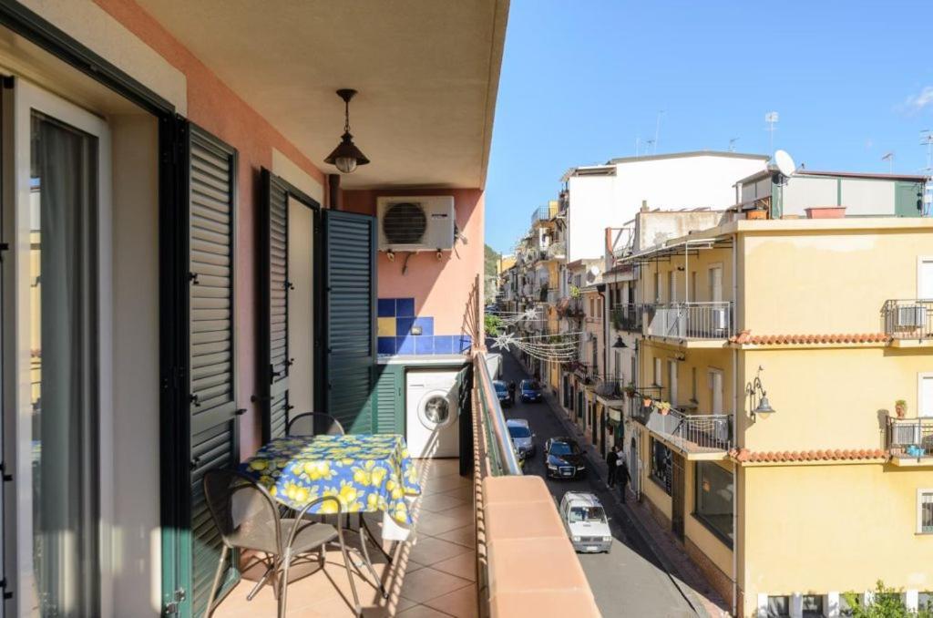 Le Tartarughe Aparthotel Letojanni Bagian luar foto